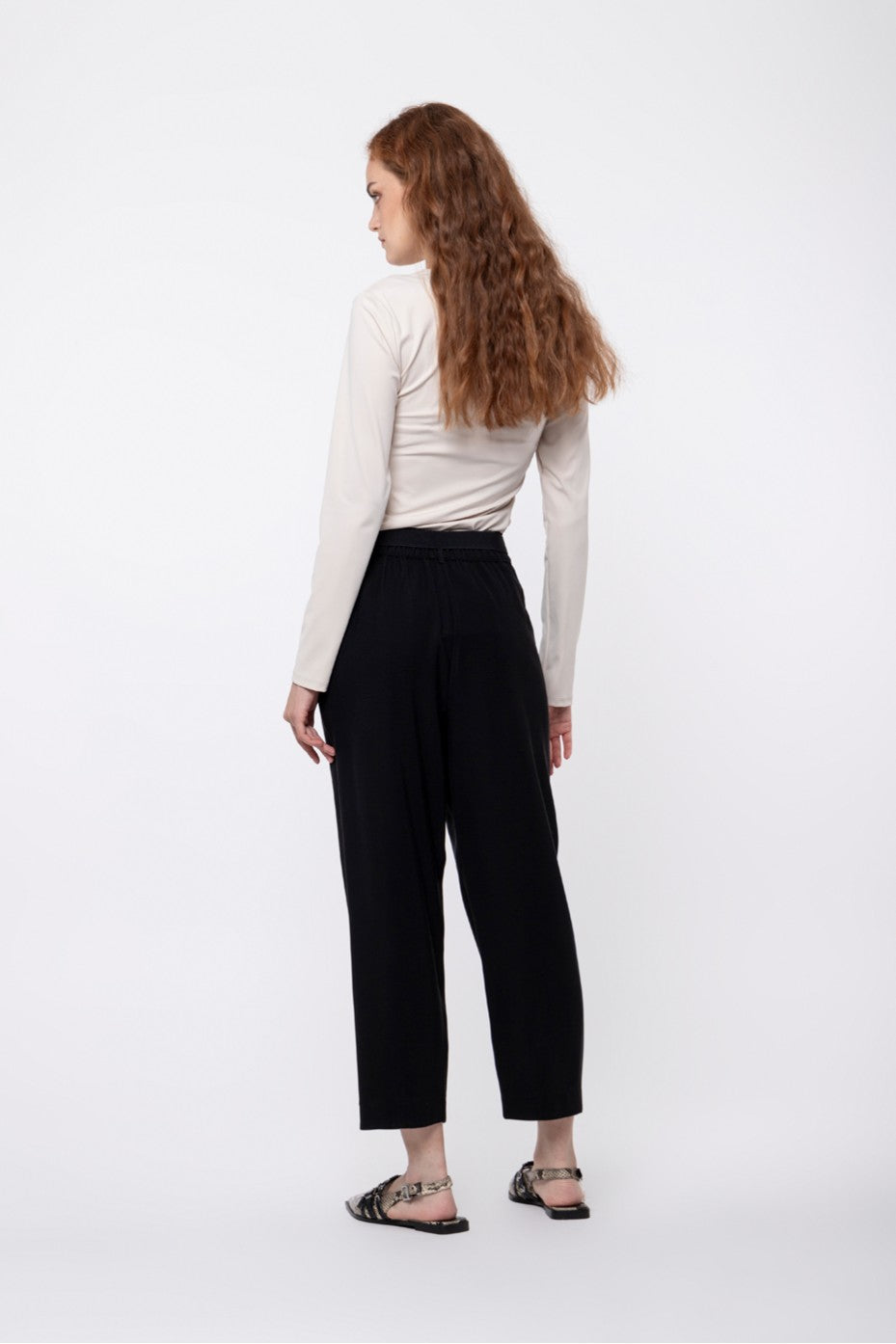 CROP PANTS WITH ELASTIC WAISTBAND BLACK