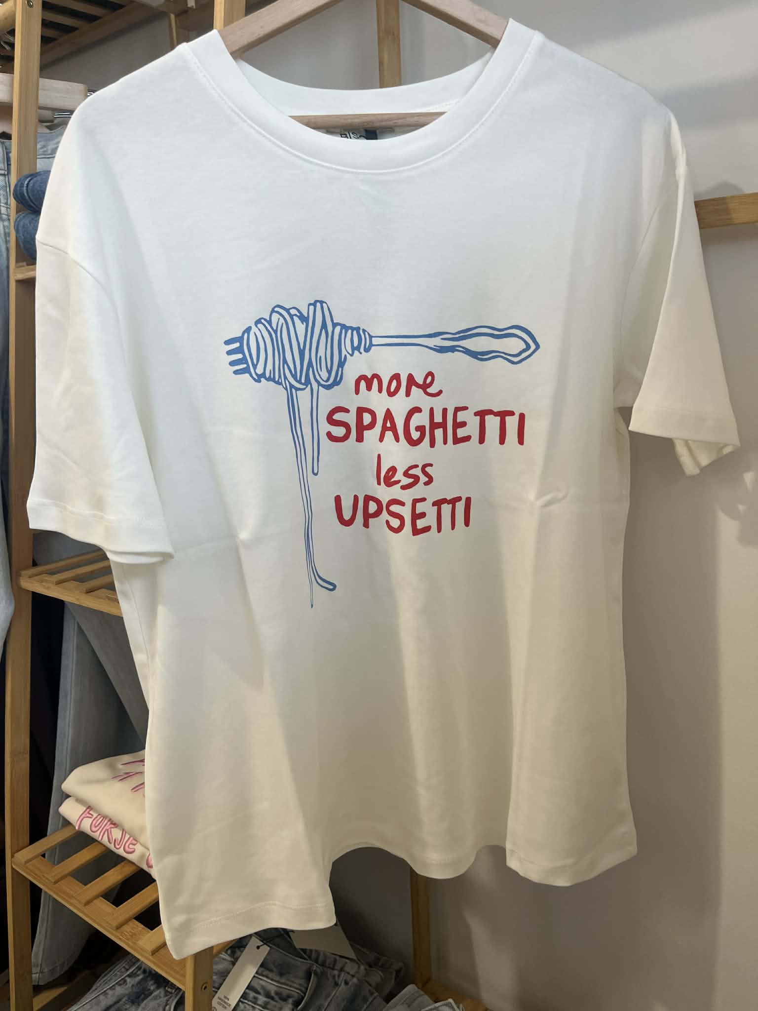 T-SHIRT LESS UPSETTI ΛΕΥΚΟ
