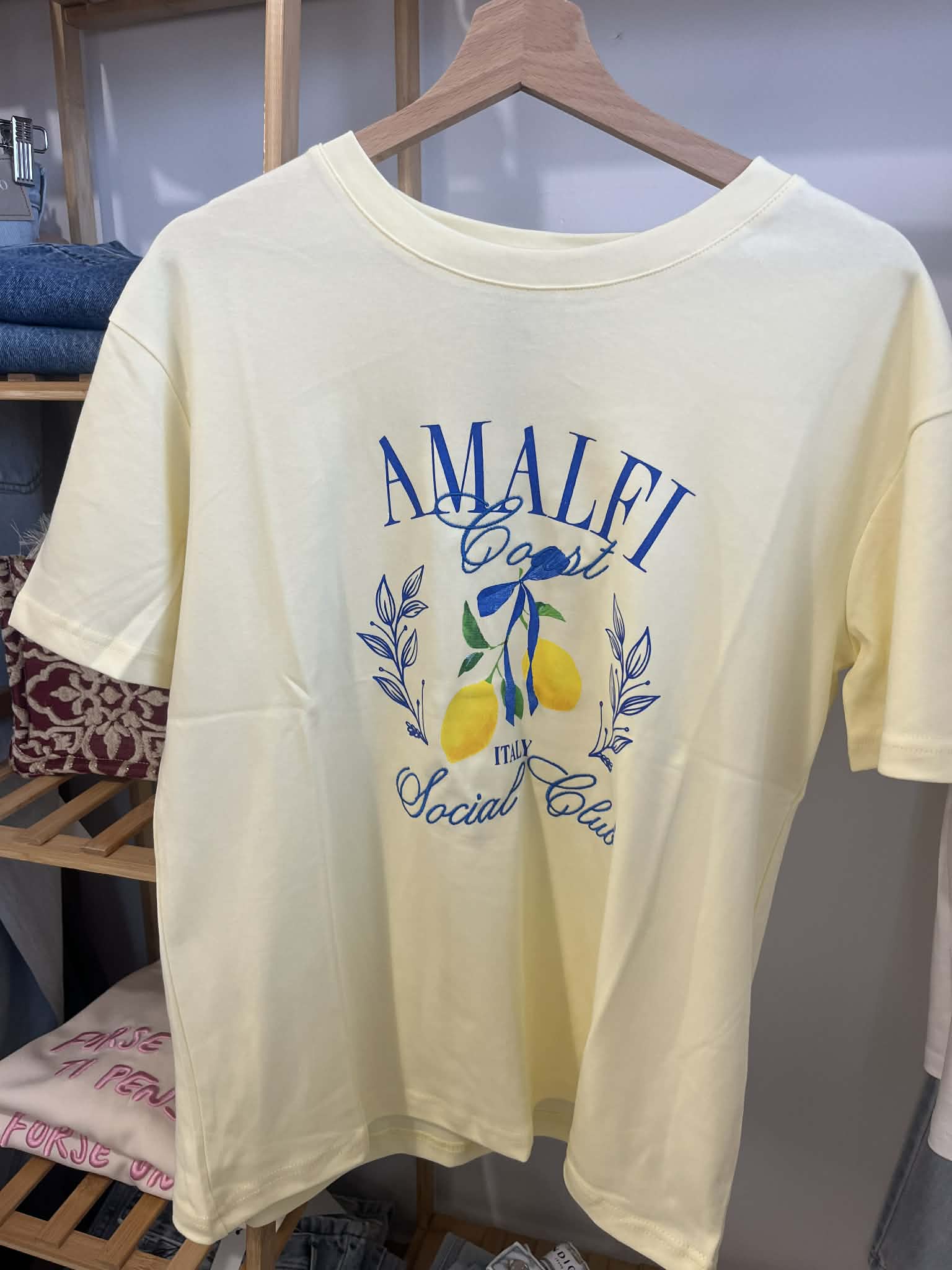 T-SHIRT AMALFI SOCIAL CLUB ΚΙΤΡΙΝΟ